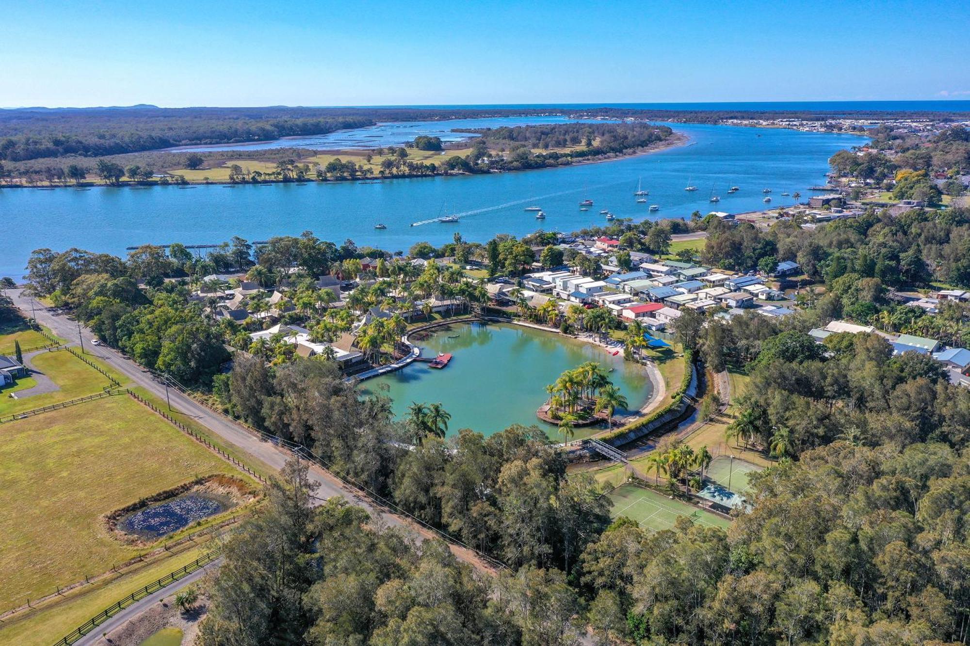 Ultiqa Village Resort Port Macquarie Exterior photo
